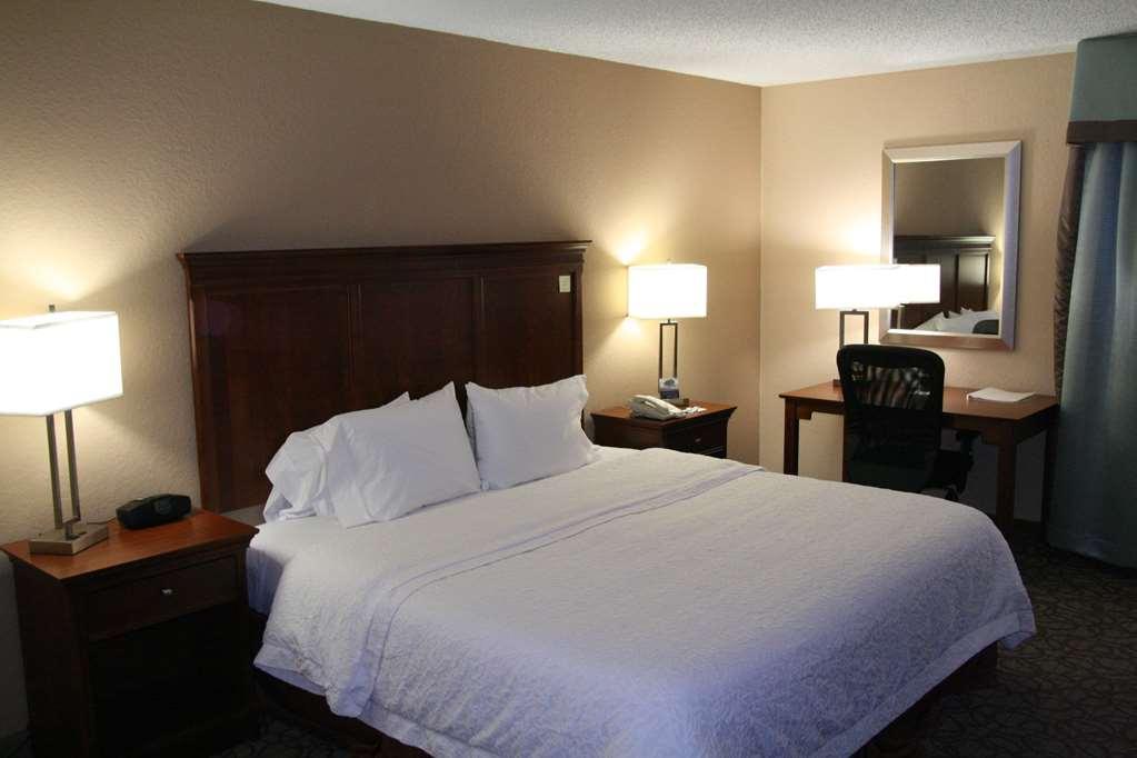 Hampton Inn Gainesville Ruang foto