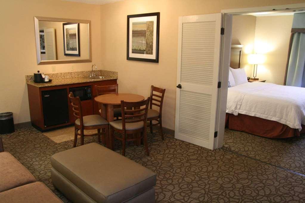 Hampton Inn Gainesville Ruang foto