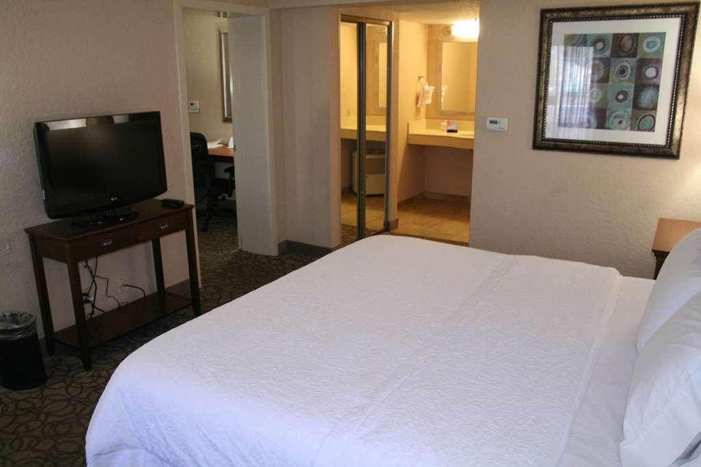 Hampton Inn Gainesville Ruang foto