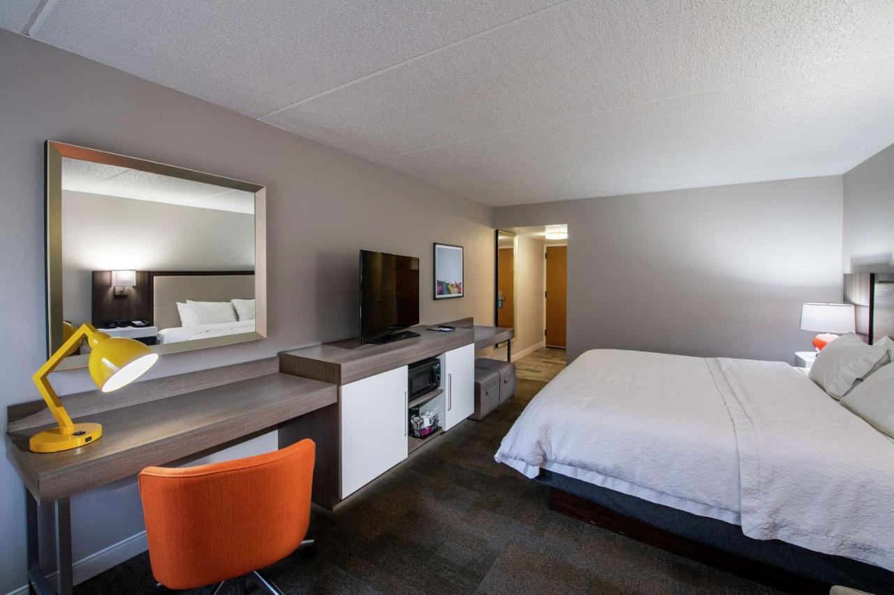Hampton Inn Gainesville Bagian luar foto